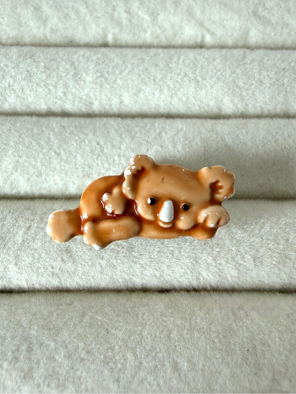 Kawaii Ceramic Koala Pin - Light Brown